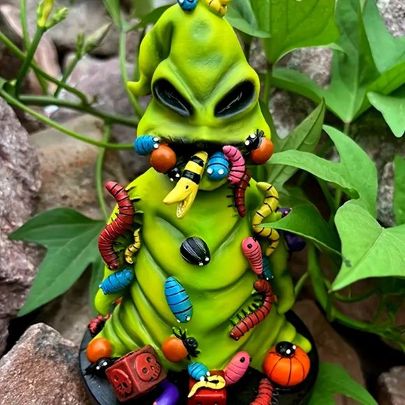 1 pcs Green Witch Statue- Add a Spooky Touch to Your Halloween Decorations resin - Picture 1 of 6